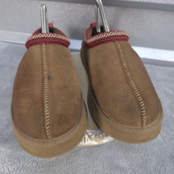 UGG Tan Slippers with Red Accent - Picture 5 of 12